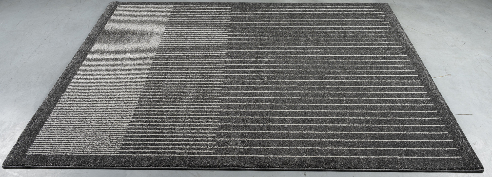 Abstract Design Madison Rug (34212-3161) Size: 160 x 230cm - Rugs Direct