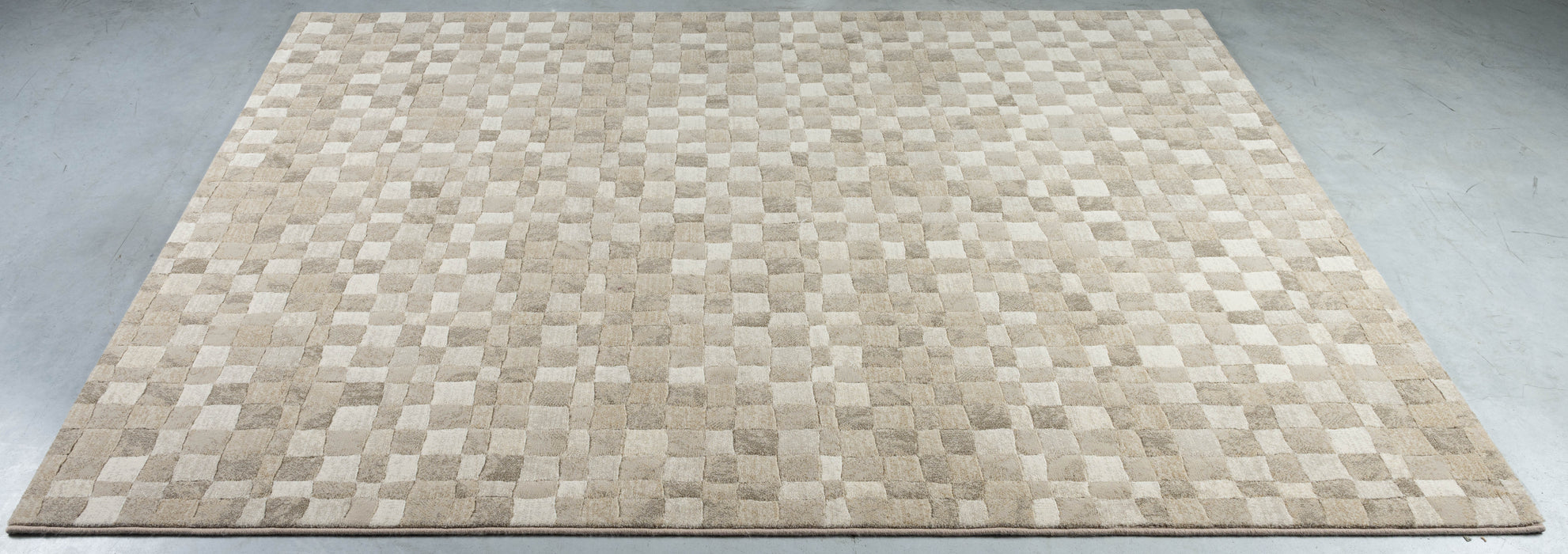 Modern Cream & Taupe Checkerboard Argentum Rug Size: 280 x 380cm (63984-6575) - Rugs Direct