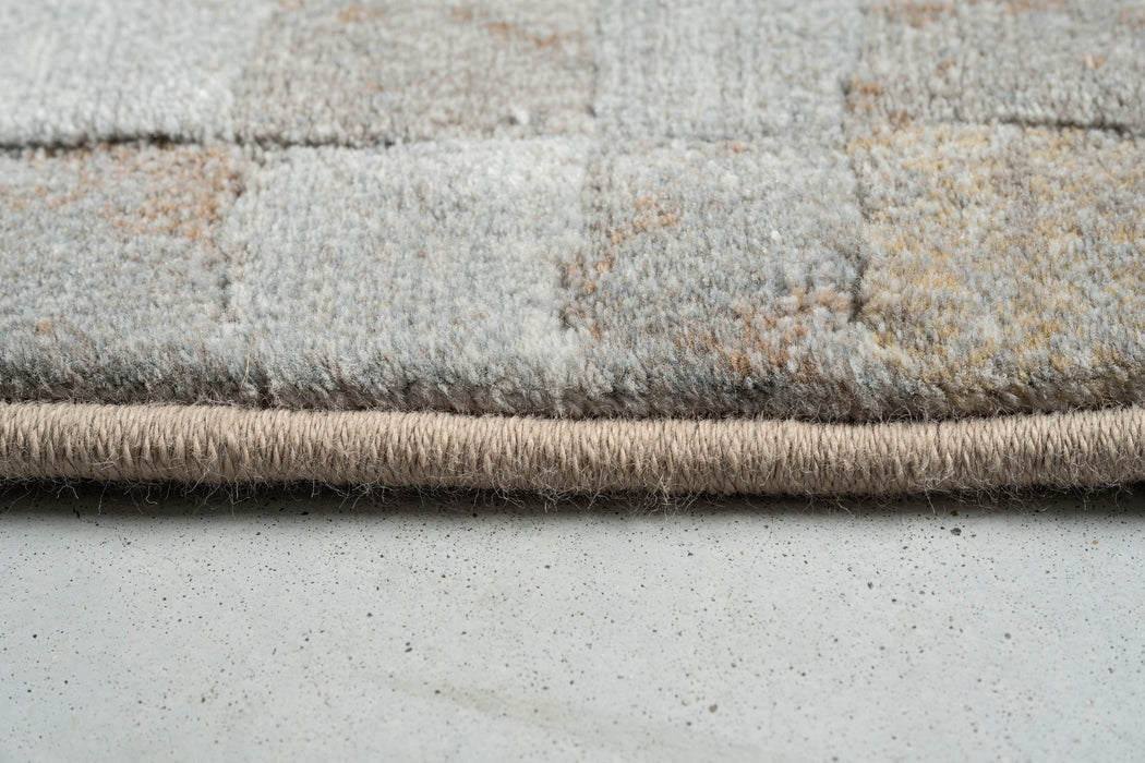 Modern Silver & Taupe Checkerboard Argentum Rug Size: 200 x 290cm (63984-7293) - Rugs Direct