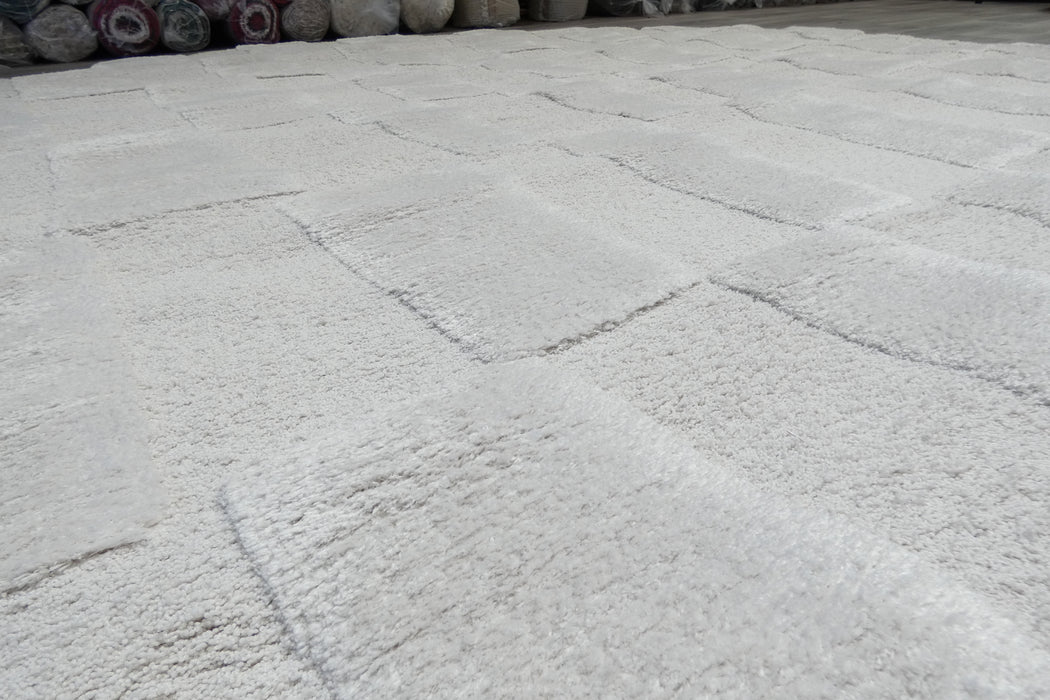 Modern Off White Carved Geometric Brick Lux Textured Limba Round Rug Size: 300 x 300cm (13052-6191)
Rugs Direct NZ