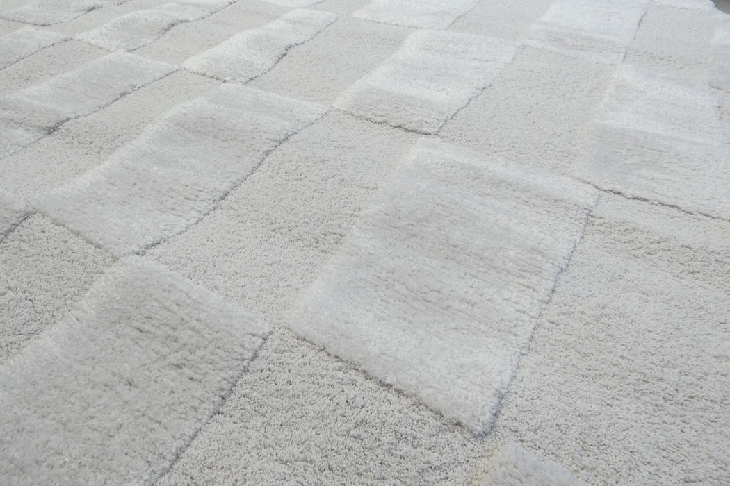 Modern Off White Carved Geometric Brick Lux Textured Limba Round Rug Size: 300 x 300cm (13052-6191)
Rugs Direct NZ