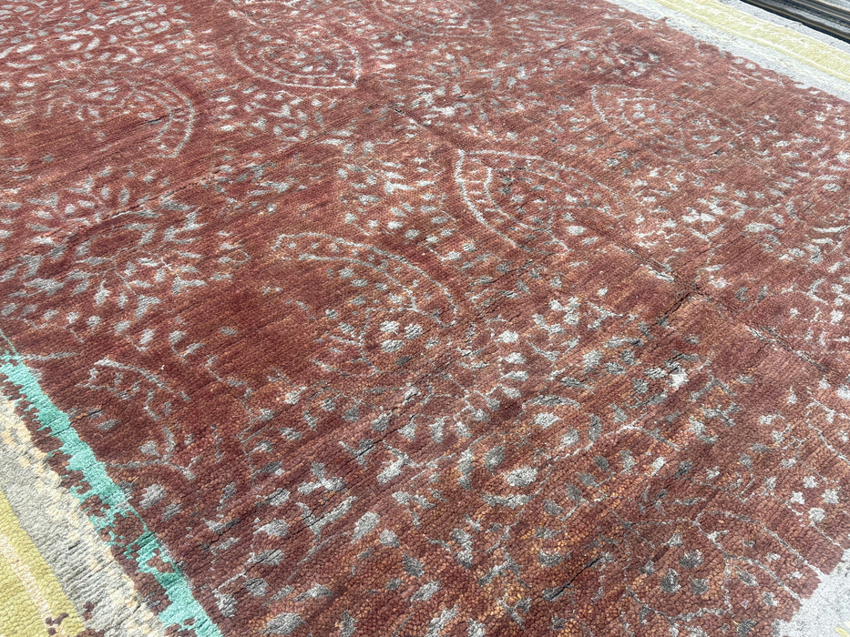 Vintage-Inspired Handmade Wool & Bamboo Silk Rug Size: 243cm x 302cm