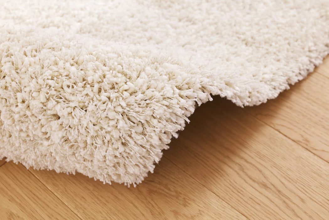 Twilight Shaggy Chalk White Colour Rug - Rugs Direct