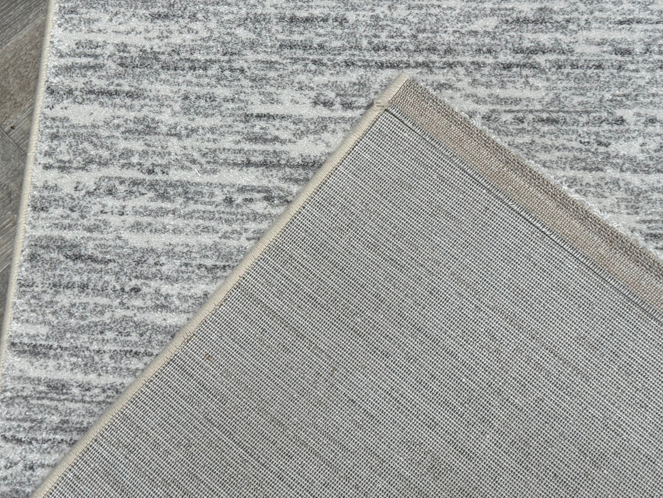 Abrash Design Off White and Light Grey Colour Runner (26004-6252) Size: 80 x 300cm