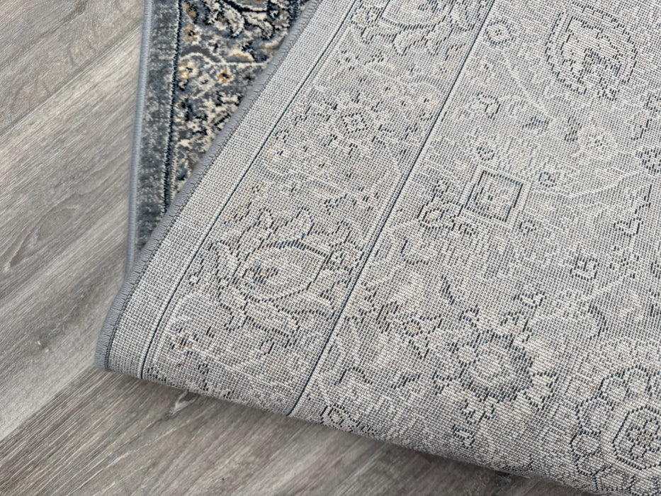 Traditional Border Design Da Vinci Hallway Runner 66cm Wide x Cut To Order (57125-4646)