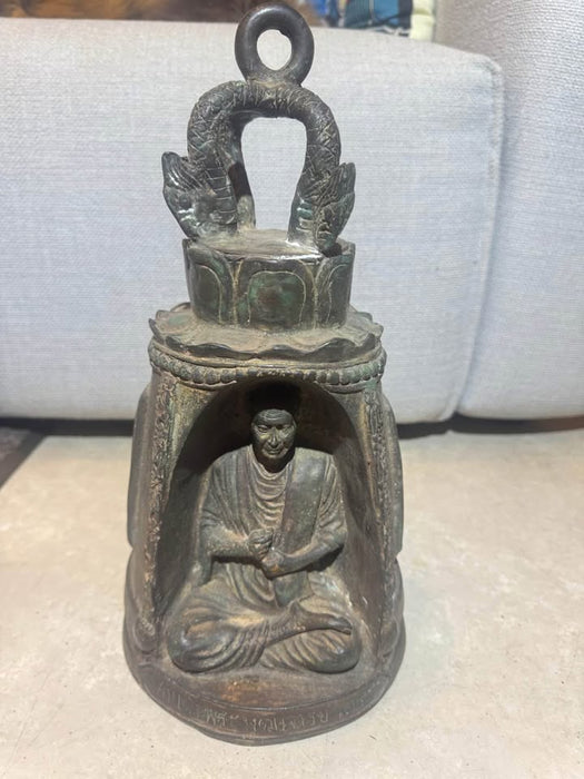 Antique Thai Bronze Temple Bell – Somdet Phra Phutthachan, Wat Rakhang, Somdet Kes Chaiyo- Rugs direct 