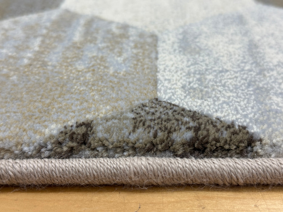 Hive Geometric Design Oval Argentum Rug (63456-6282) Size: 160 x230cm - Rugs Direct