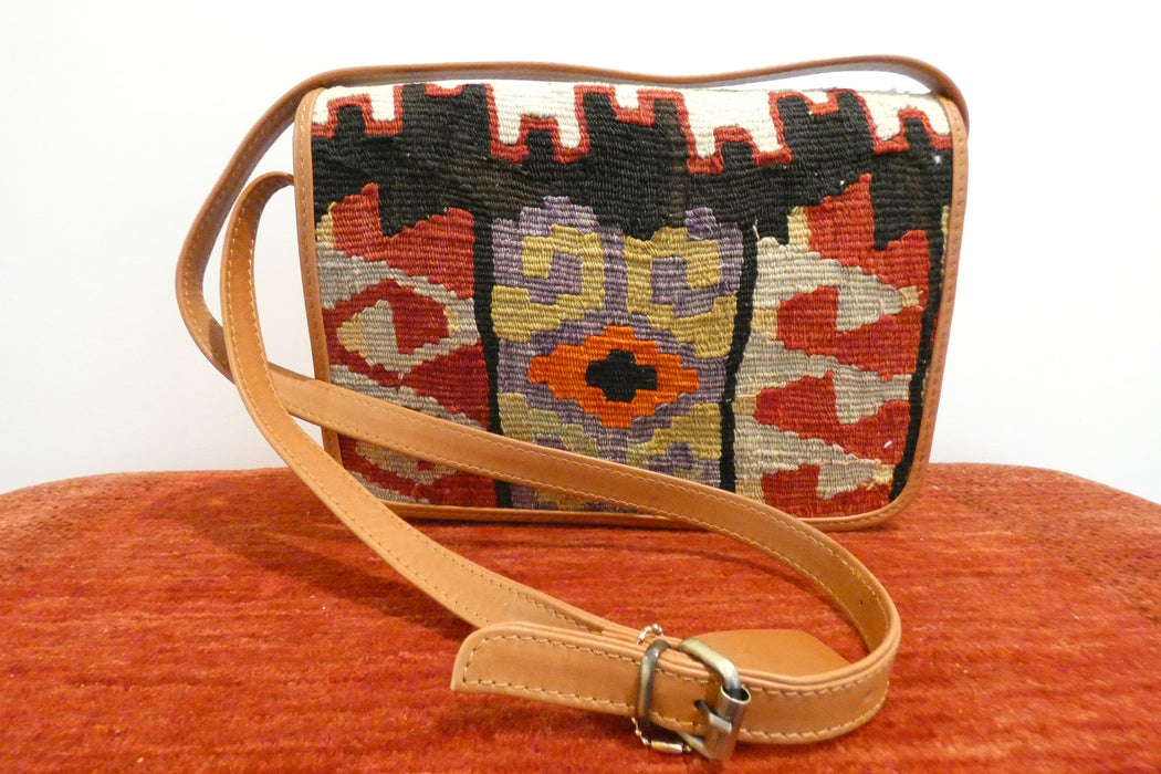 One-of-a-Kind Turkish Kilim Leather Crossbody Bag "Alev"- Rugs Direct 