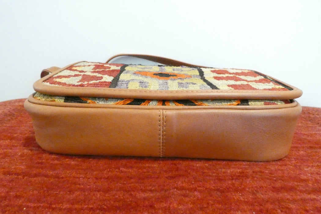 One-of-a-Kind Turkish Kilim Leather Crossbody Bag "Alev"- Rugs Direct