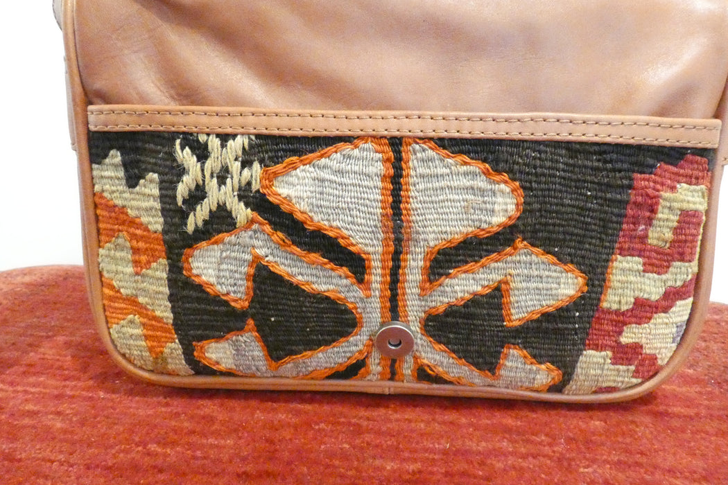 One-of-a-Kind Turkish Kilim Leather Crossbody Bag "Alev"- Rugs Direct