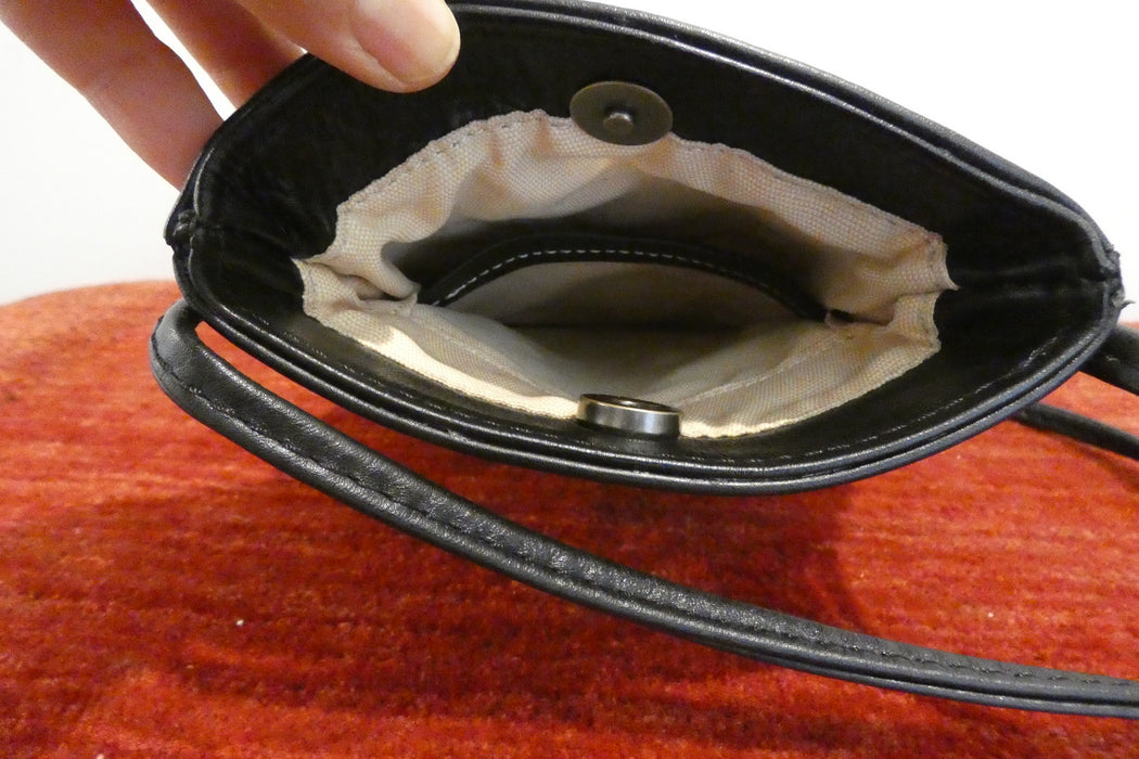 One-of-a-Kind Anatolian Kilim Mini Crossbody Bag "Altay"- Rugs Direct