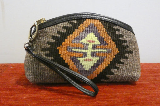 Handmade Turkish Kilim Clutch Bag "Aras"- Rugs Direct 