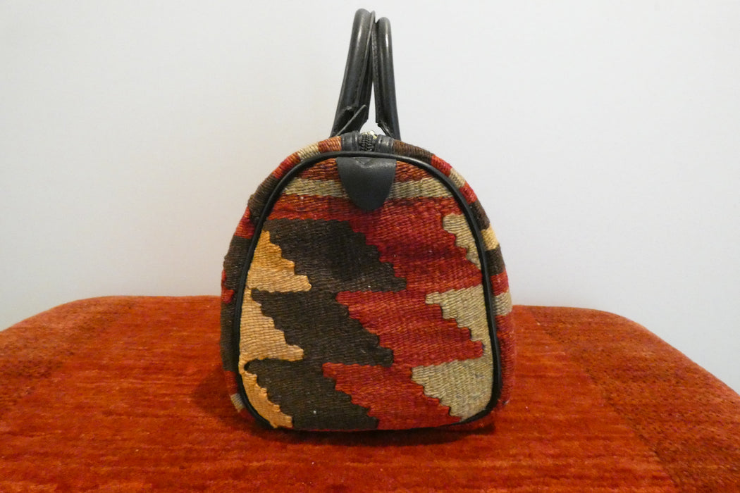 One-of-a-Kind Anatolian Kilim & Leather Shoulder Bag "Asya" -Rugs Direct 