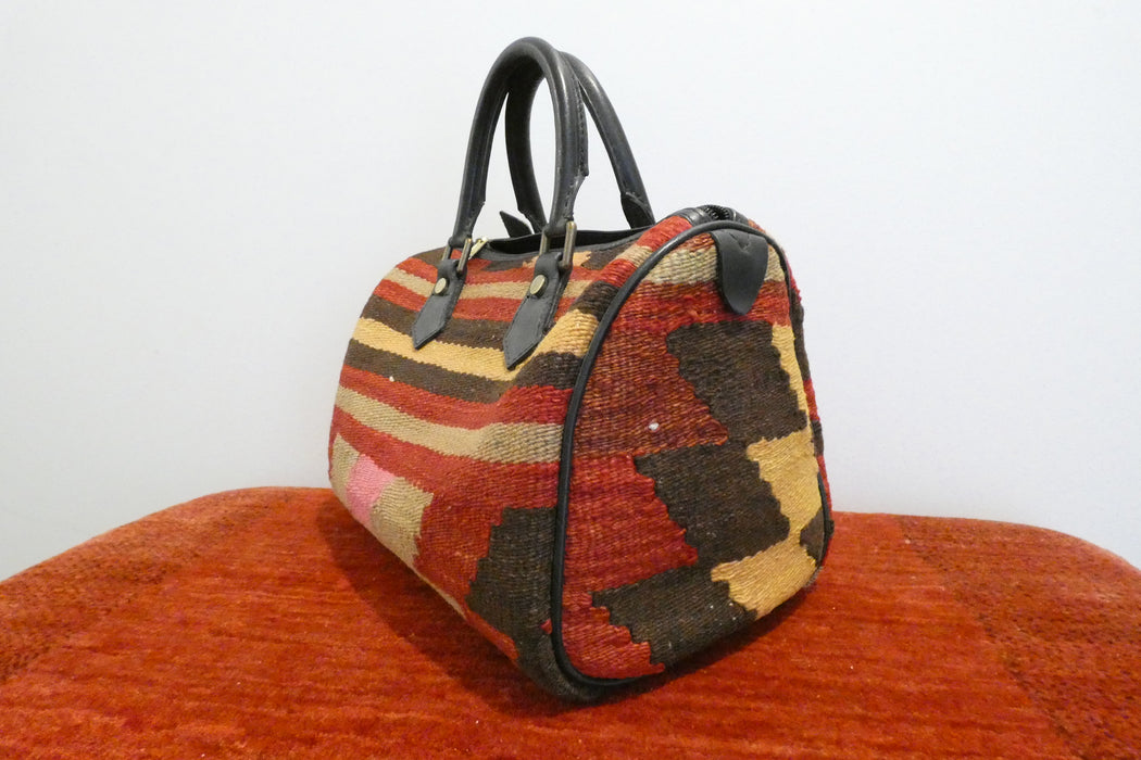 One-of-a-Kind Anatolian Kilim & Leather Shoulder Bag "Asya" -Rugs Direct 