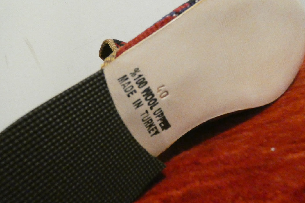 One-of-a-Kind Turkish Kilim Slip-On Shoes Size: 40  "Berfin"- Rugs Direct 