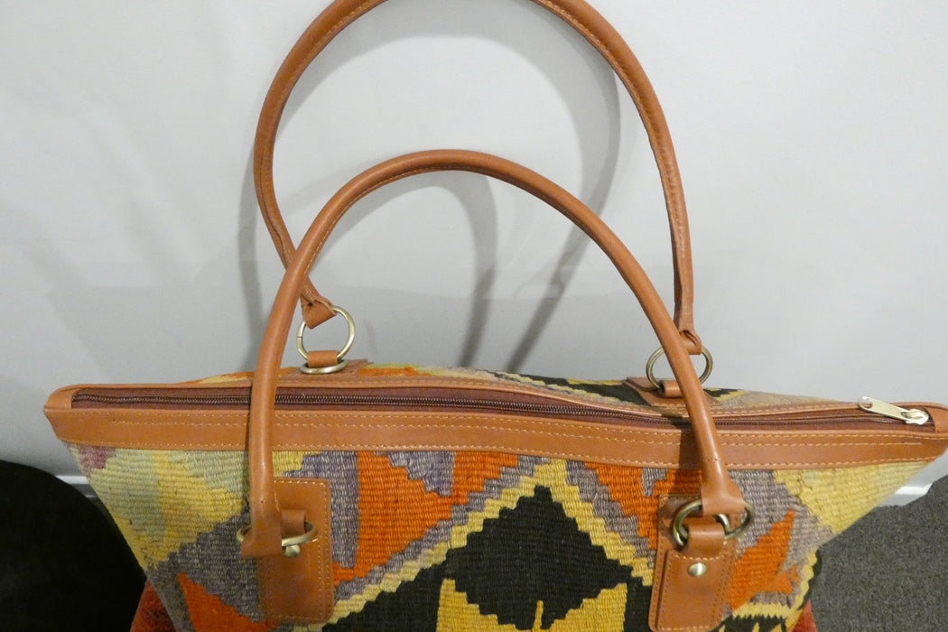 One-of-a-Kind Anatolian Kilim Leather Travel Bag "Berivan"- Rugs Direct 