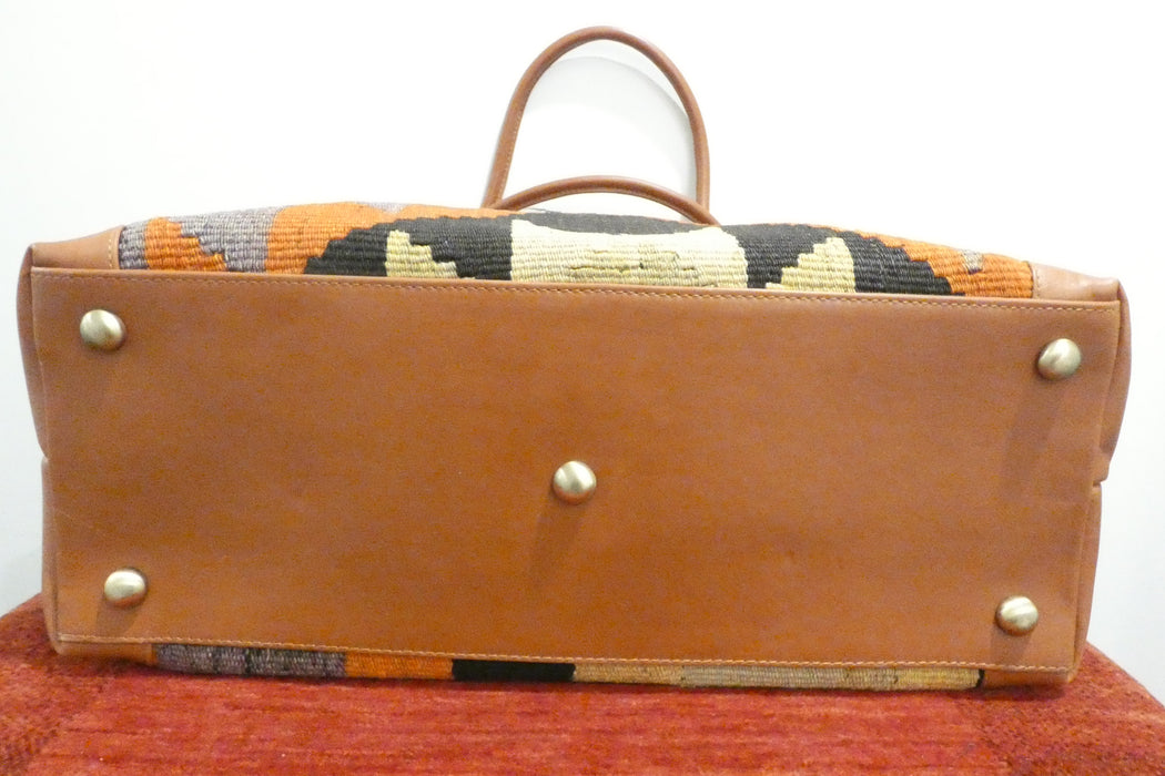 One-of-a-Kind Anatolian Kilim Leather Travel Bag "Berivan"- Rugs Direct 