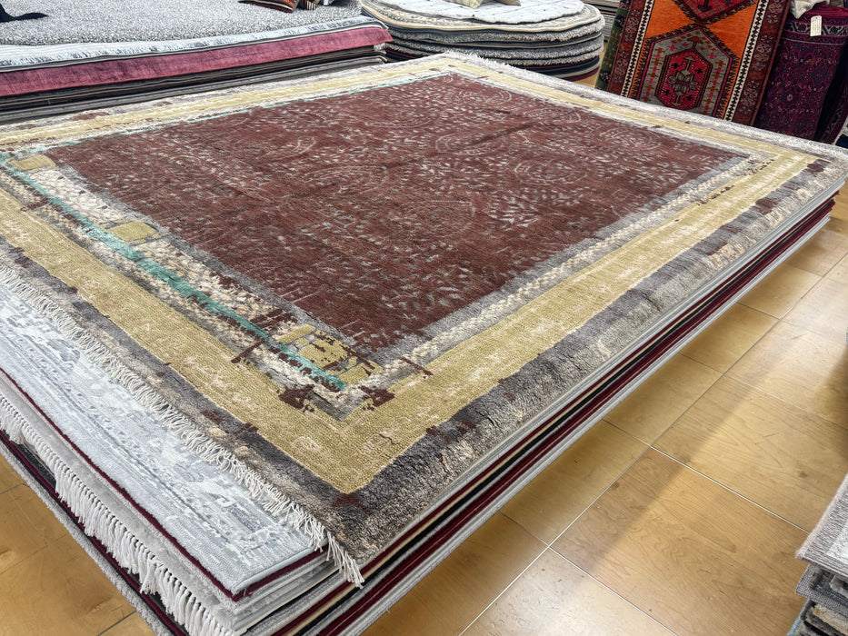 Vintage-Inspired Handmade Wool & Bamboo Silk Rug Size: 243cm x 302cm
