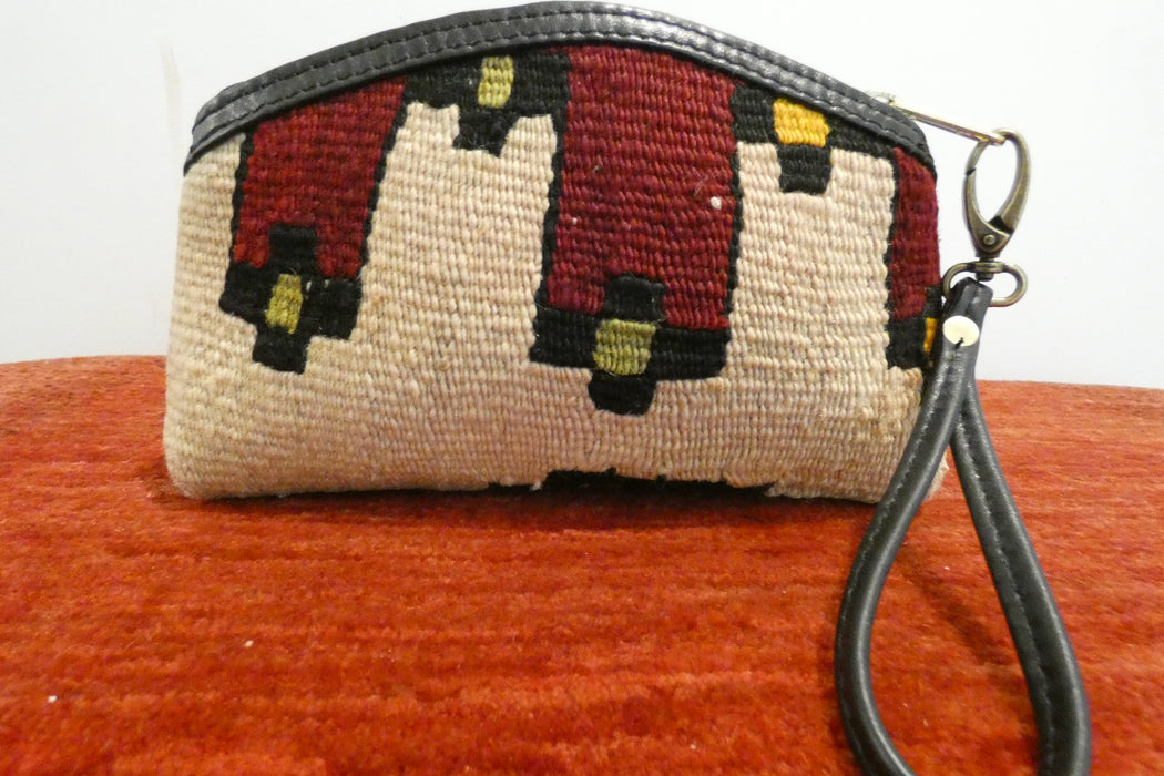Handmade Turkish Kilim Clutch Bag "Efsane"- Rugs Direct 
