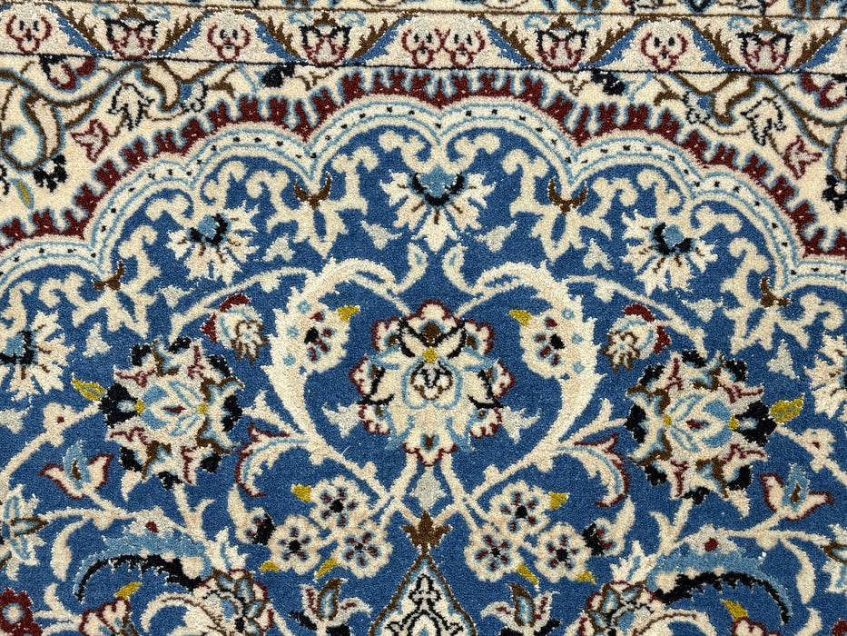 Persian Hand-Knotted Nain Rug Wool & Silk Size: 197 x 125 cm - Rugs Direct