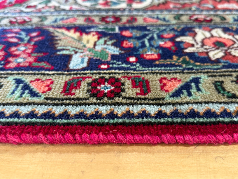 Authentic Hand-Knotted Tabriz Persian Rug Size: 206cm x 148 cm - Rugs Direct
