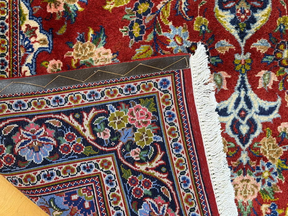 Hand-Knotted Authentic Persian Kashan Rug Size: 226cm x 137cm - Rugs Direct