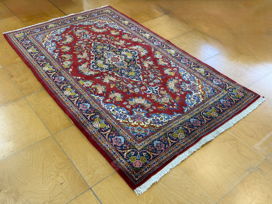 Hand-Knotted Authentic Persian Kashan Rug Size: 226cm x 137cm - Rugs Direct