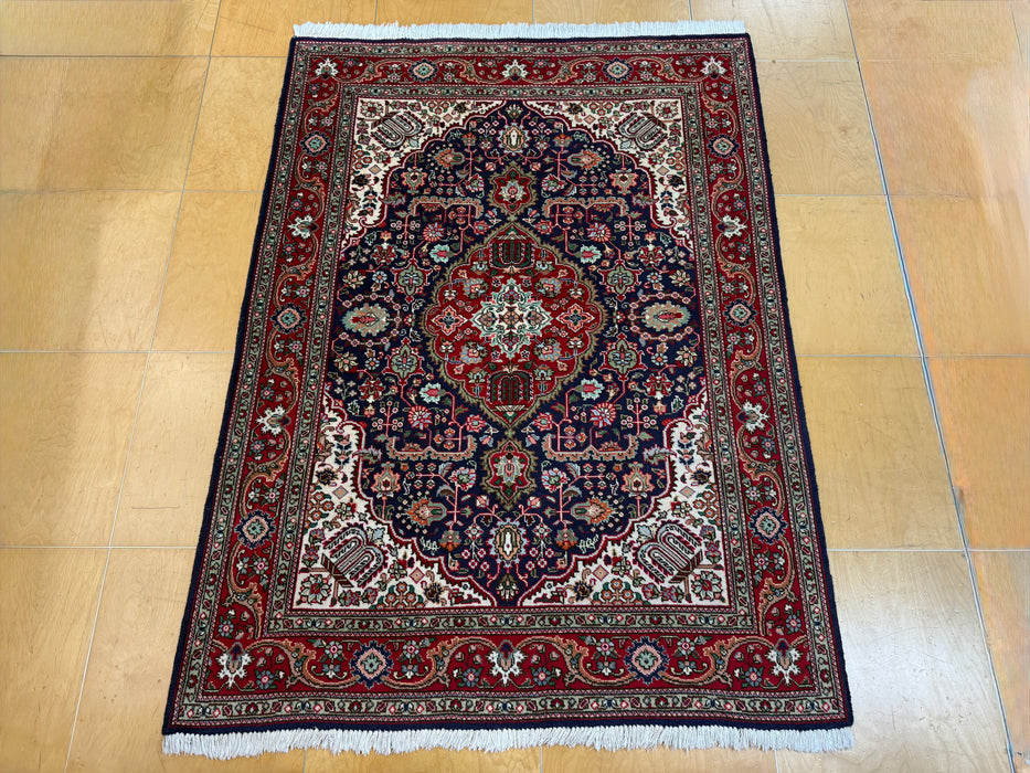 Hand-Knotted Authentic Persian Tabriz Rug Size: 197 x 147cm - Rugs Direct