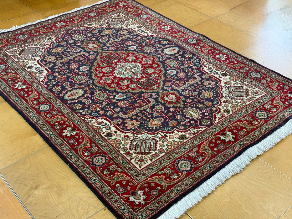 Hand-Knotted Authentic Persian Tabriz Rug Size: 197 x 147cm - Rugs Direct