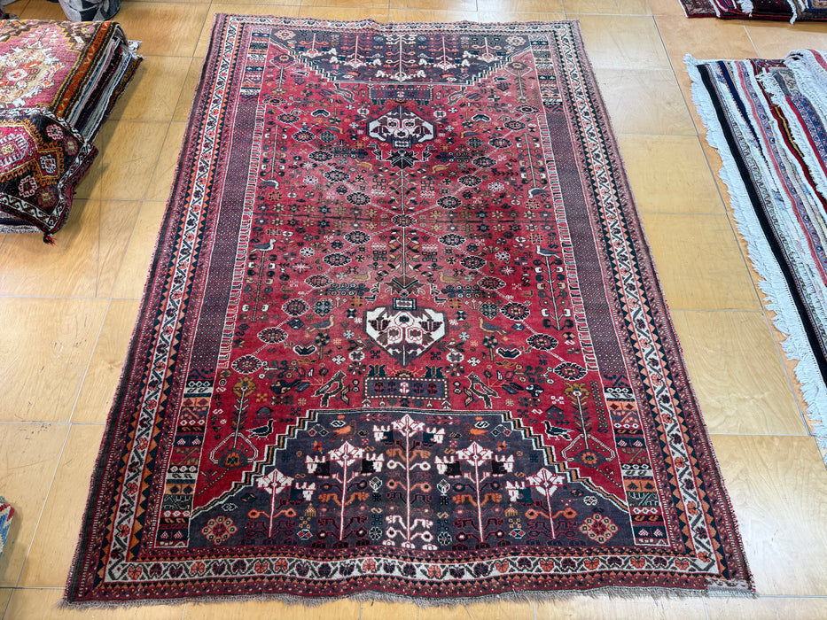 Persian Hand-knotted Shiraz Rug Size: 202cm x 287cm - Rugs Direct