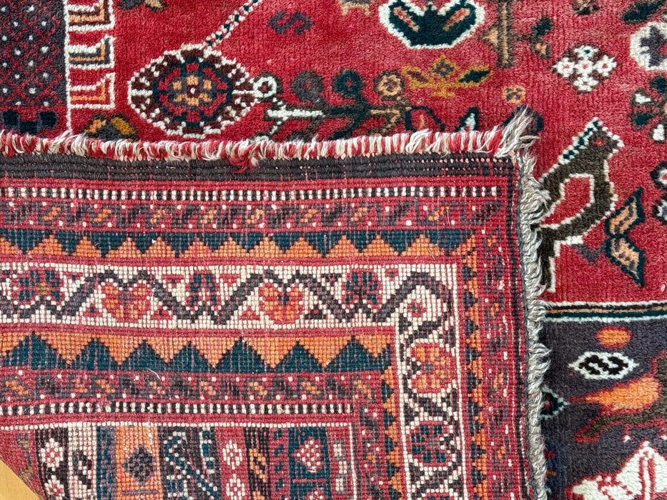 Persian Hand-knotted Shiraz Rug Size: 202cm x 287cm - Rugs Direct