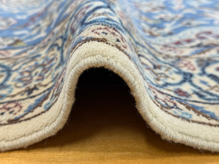 Persian Hand-Knotted Nain Rug Wool & Silk Size: 197 x 125 cm - Rugs Direct