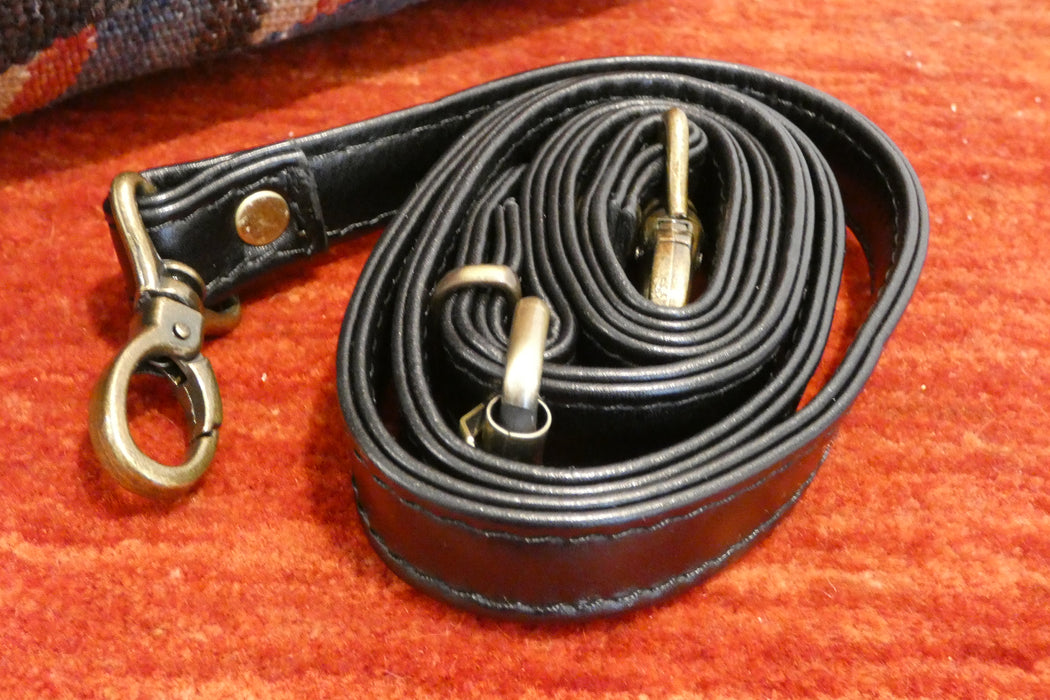 One-of-a-Kind Anatolian Kilim & Leather Shoulder Bag "Gizem"- Rugs Direct 