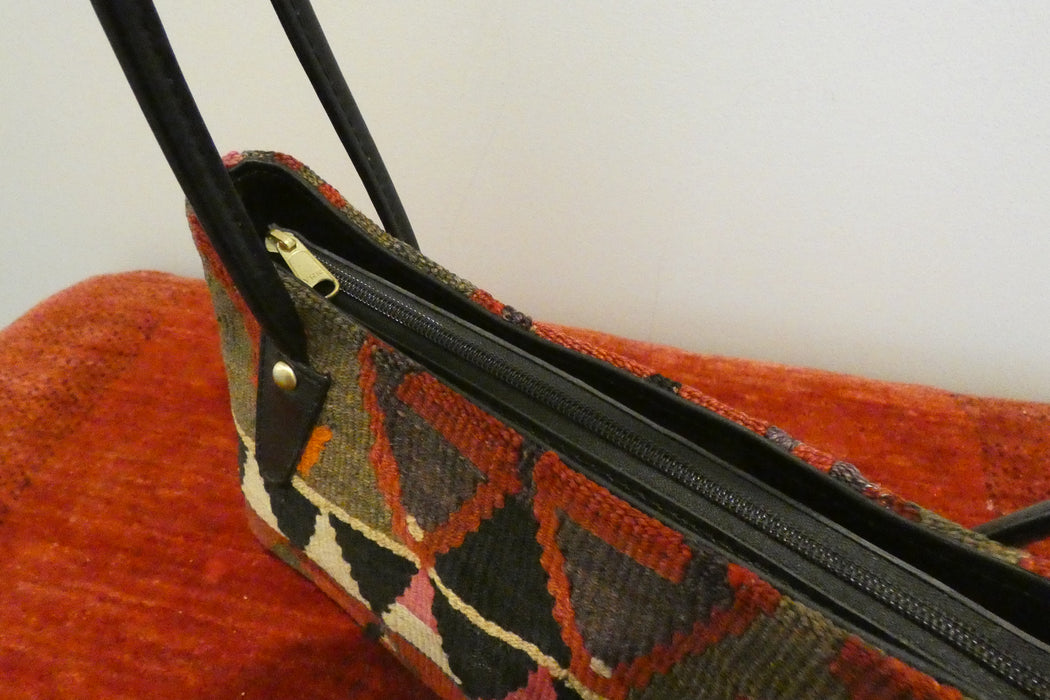 One-of-a-Kind Anatolian Kilim Leather Handbag "Sama"- Rugs Direct 