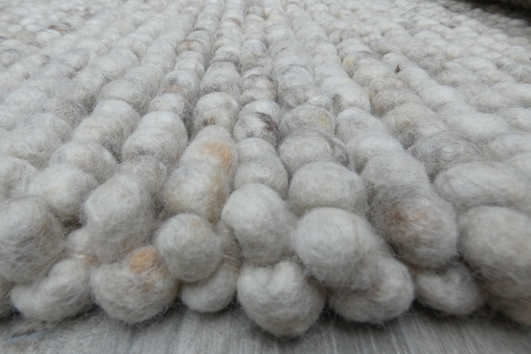 Luxurious Handcrafted City Dallas Rug (1463) – Size: 90 x 180 cm- Rugs Direct 