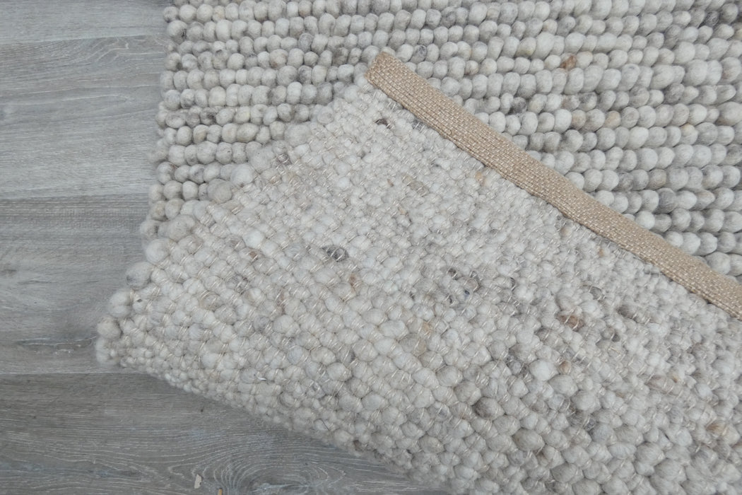 Luxurious Handcrafted City Dallas Rug (1463) – Size: 90 x 180 cm- Rugs Direct 