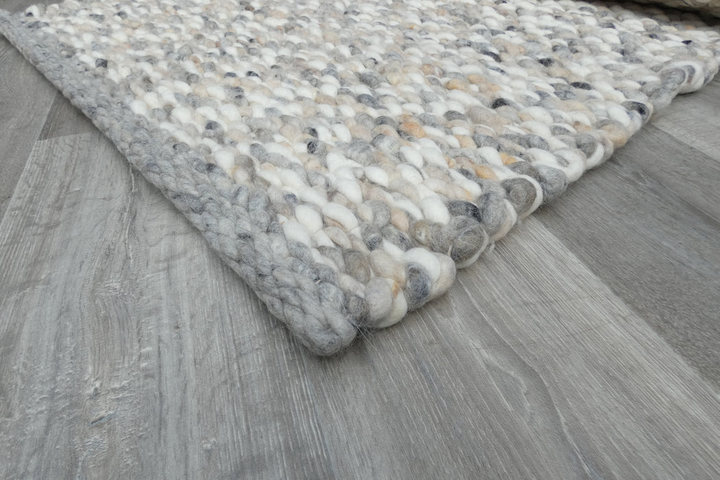 Luxurious Handcrafted City Canberra Rug (783) – Size: 90 x 180cm-Rugs Direct