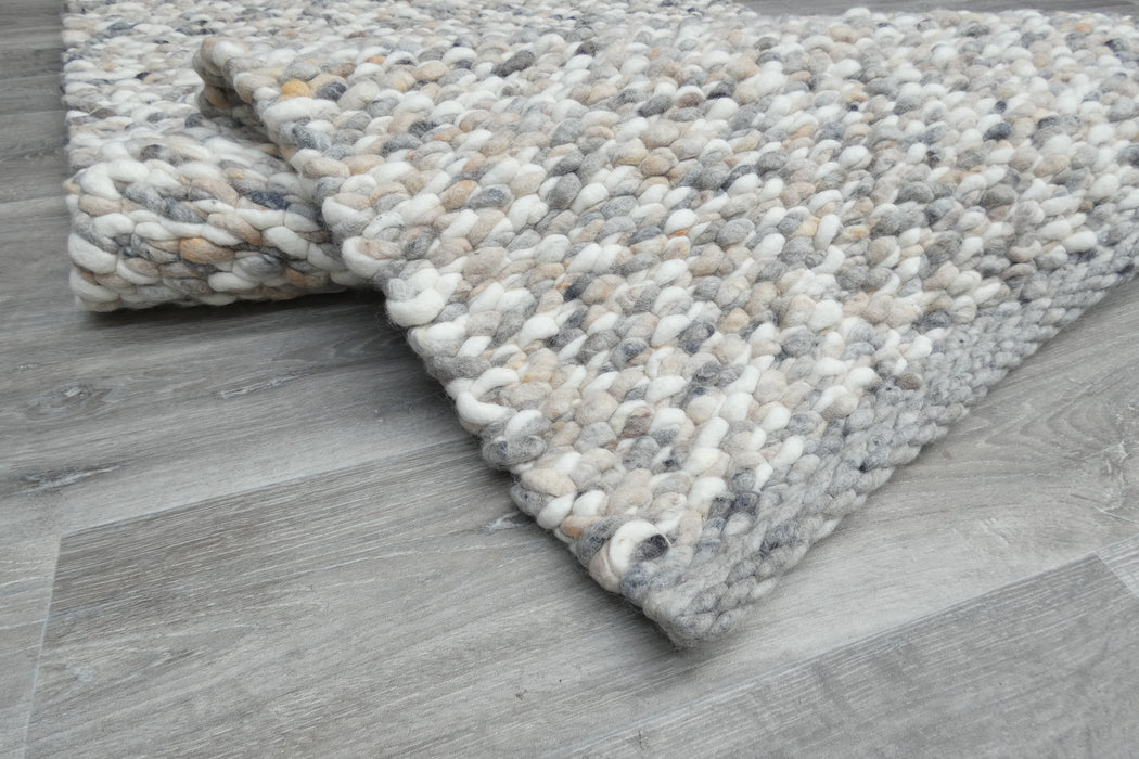Luxurious Handcrafted City Canberra Rug (783) – Size: 90 x 180cm-Rugs Direct