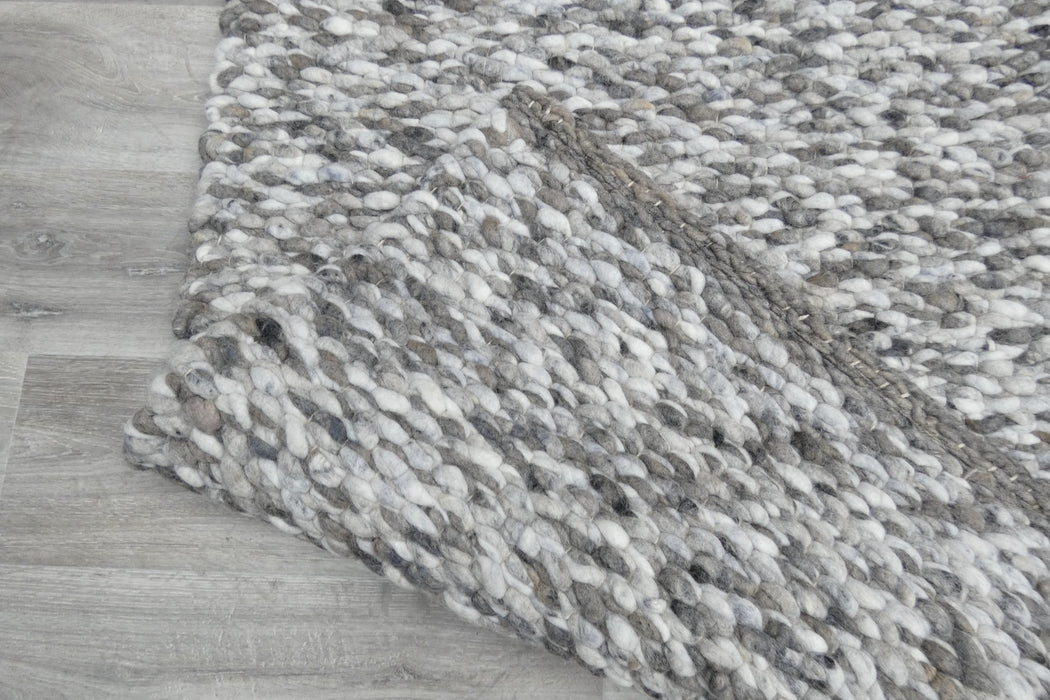 Luxurious Handcrafted City Canberra Rug (788) – Size: 90 x 180cm-Rugs Direct