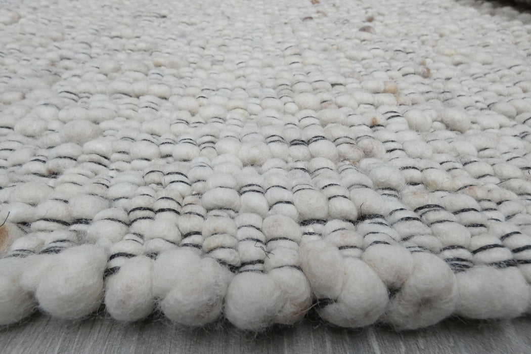 Luxurious Handcrafted Africa-Meru Rug (1461) – Size: 90 x 180cm- Rugs Direct
