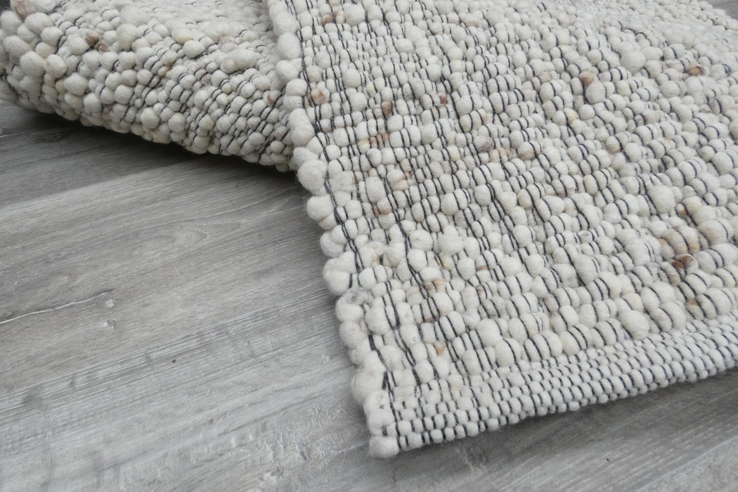 Luxurious Handcrafted Africa-Meru Rug (1461) – Size: 90 x 180cm- Rugs Direct