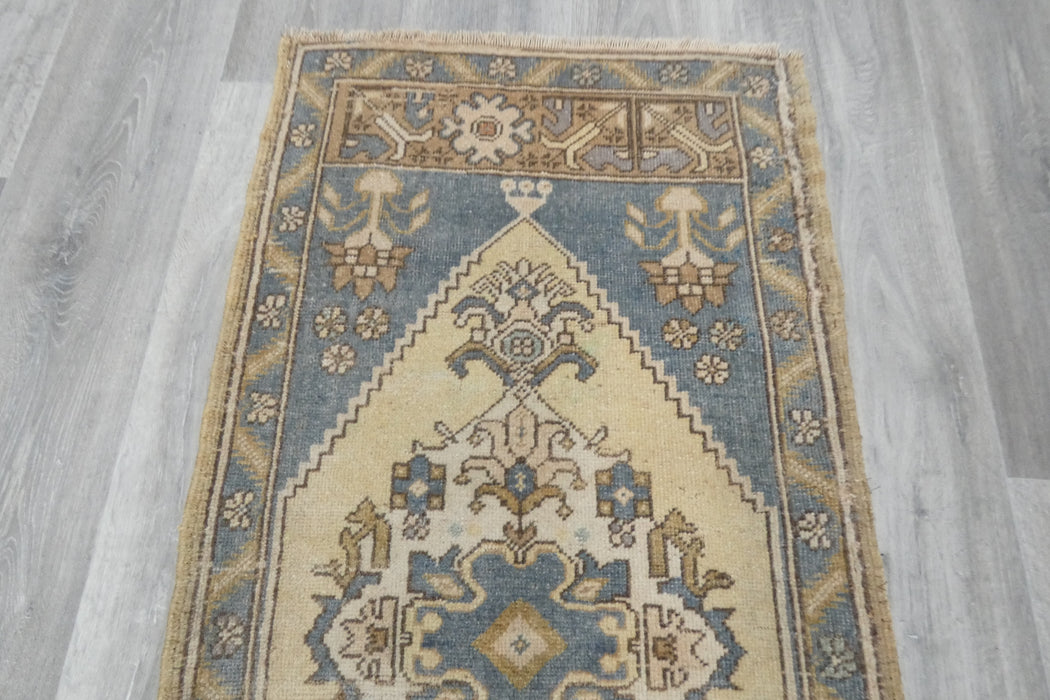 Vintage Hand Knotted Anatolian Turkish Rug Size: 126 x 60cm- Rugs direct 