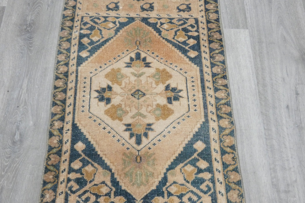 Vintage Hand Knotted Anatolian Turkish Rug Size: 91 x 53cm- RUGS DIRECT 