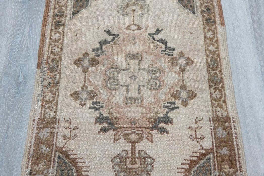 Vintage Hand Knotted Anatolian Turkish Rug Size: 93 x 56cm- RUGS DIRECT 