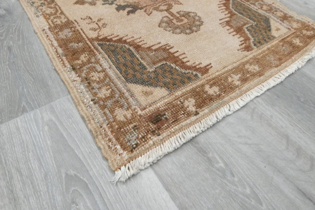 Vintage Hand Knotted Anatolian Turkish Rug Size: 93 x 56cm- RUGS DIRECT 
