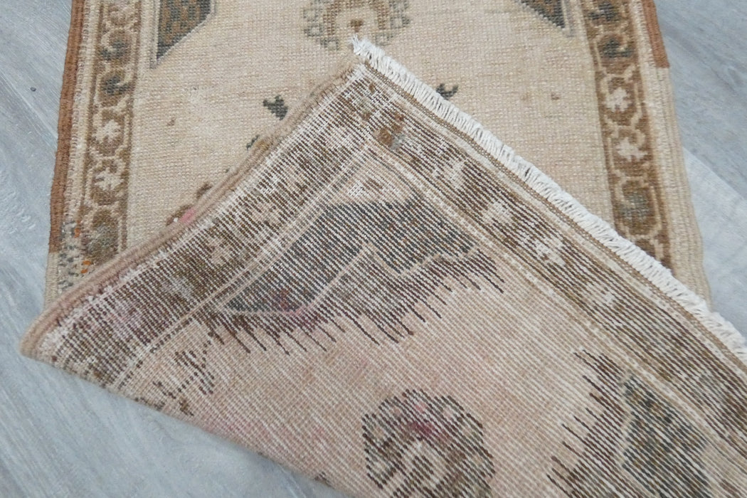 Vintage Hand Knotted Anatolian Turkish Rug Size: 93 x 56cm- RUGS DIRECT 