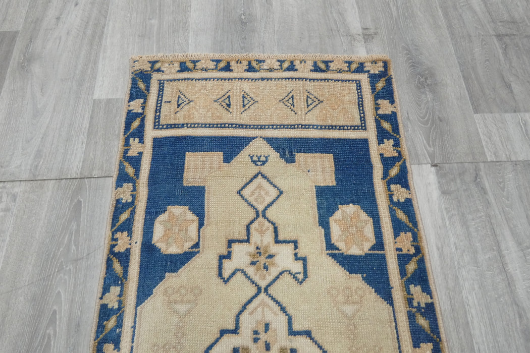 Vintage Hand Knotted Anatolian Turkish Rug Size: 145 x 58cm- Rugs Direct 