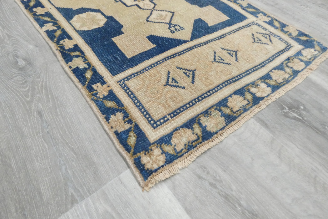 Vintage Hand Knotted Anatolian Turkish Rug Size: 145 x 58cm- Rugs Direct 