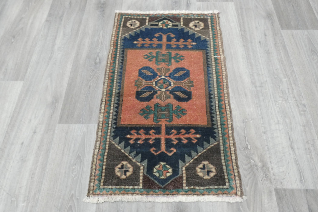 Vintage Hand Knotted Anatolian Turkish Rug Size: 87 x 54cm- Rugs Direct 