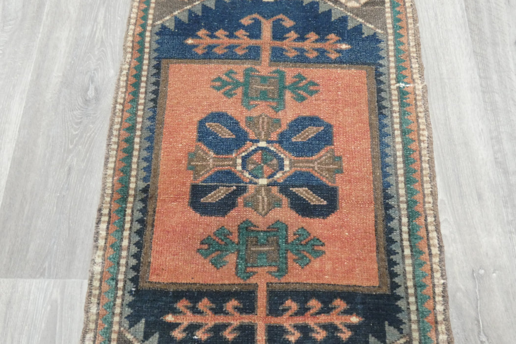 Vintage Hand Knotted Anatolian Turkish Rug Size: 87 x 54cm- Rugs Direct 